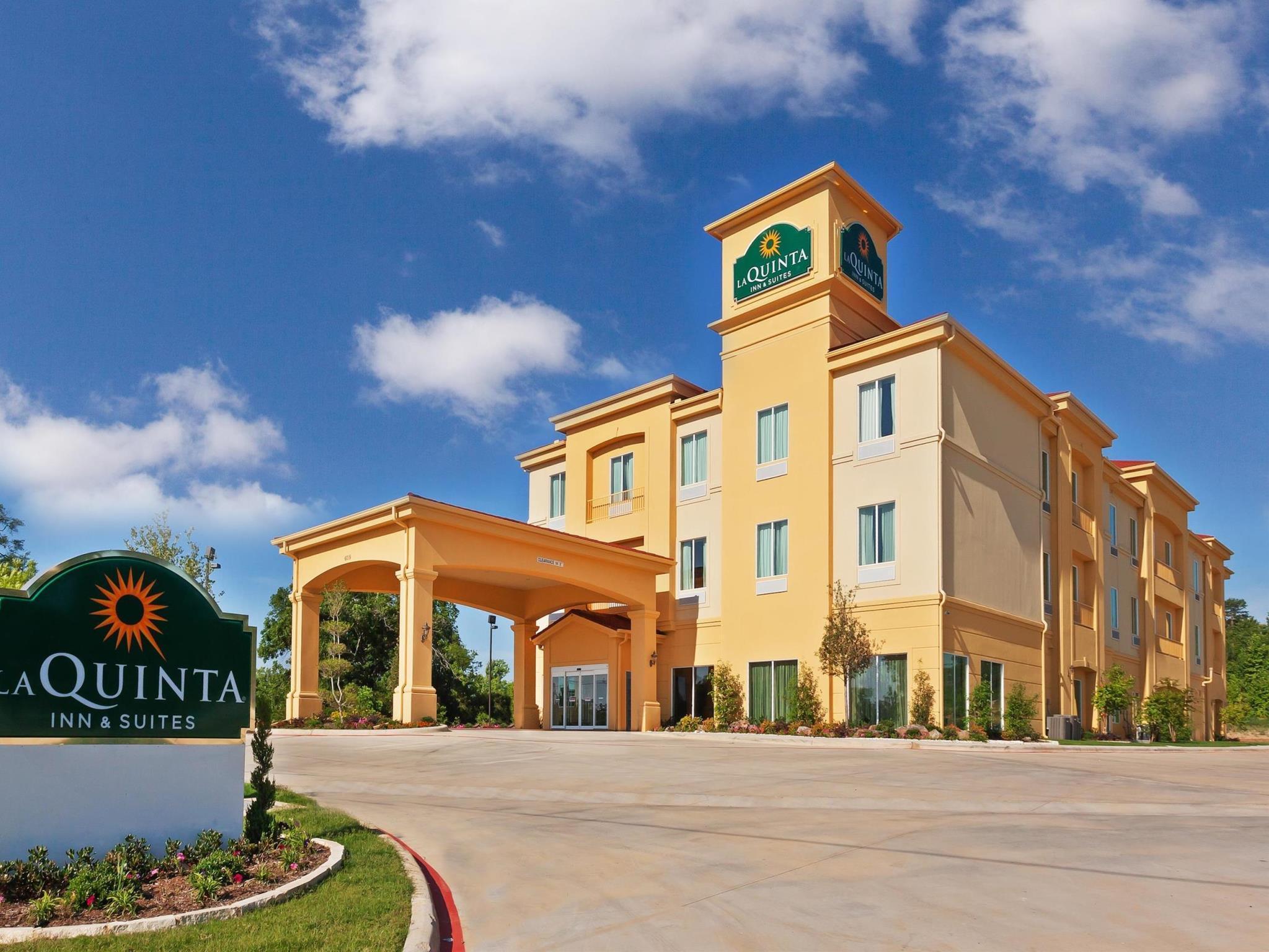 La Quinta By Wyndham Marshall Buitenkant foto