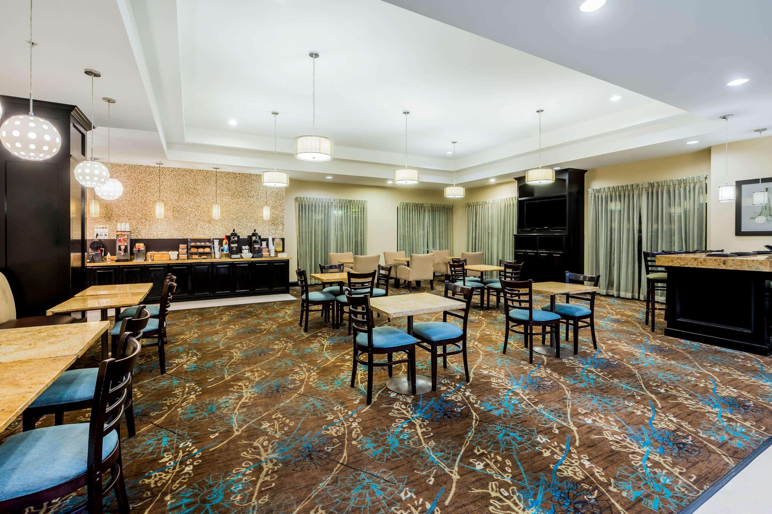 La Quinta By Wyndham Marshall Buitenkant foto